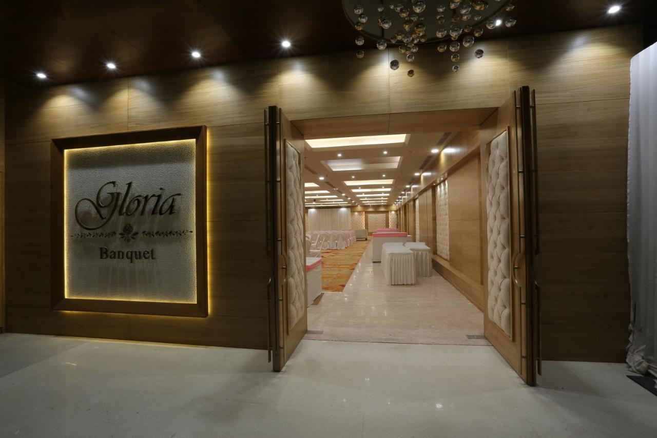 Ymca International Centre Hotel Ахмедабад Екстериор снимка