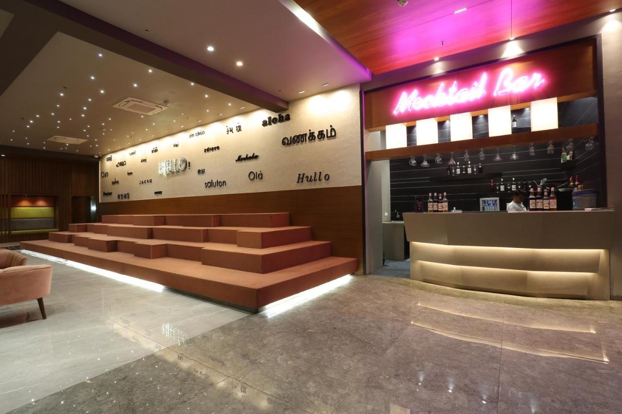 Ymca International Centre Hotel Ахмедабад Екстериор снимка