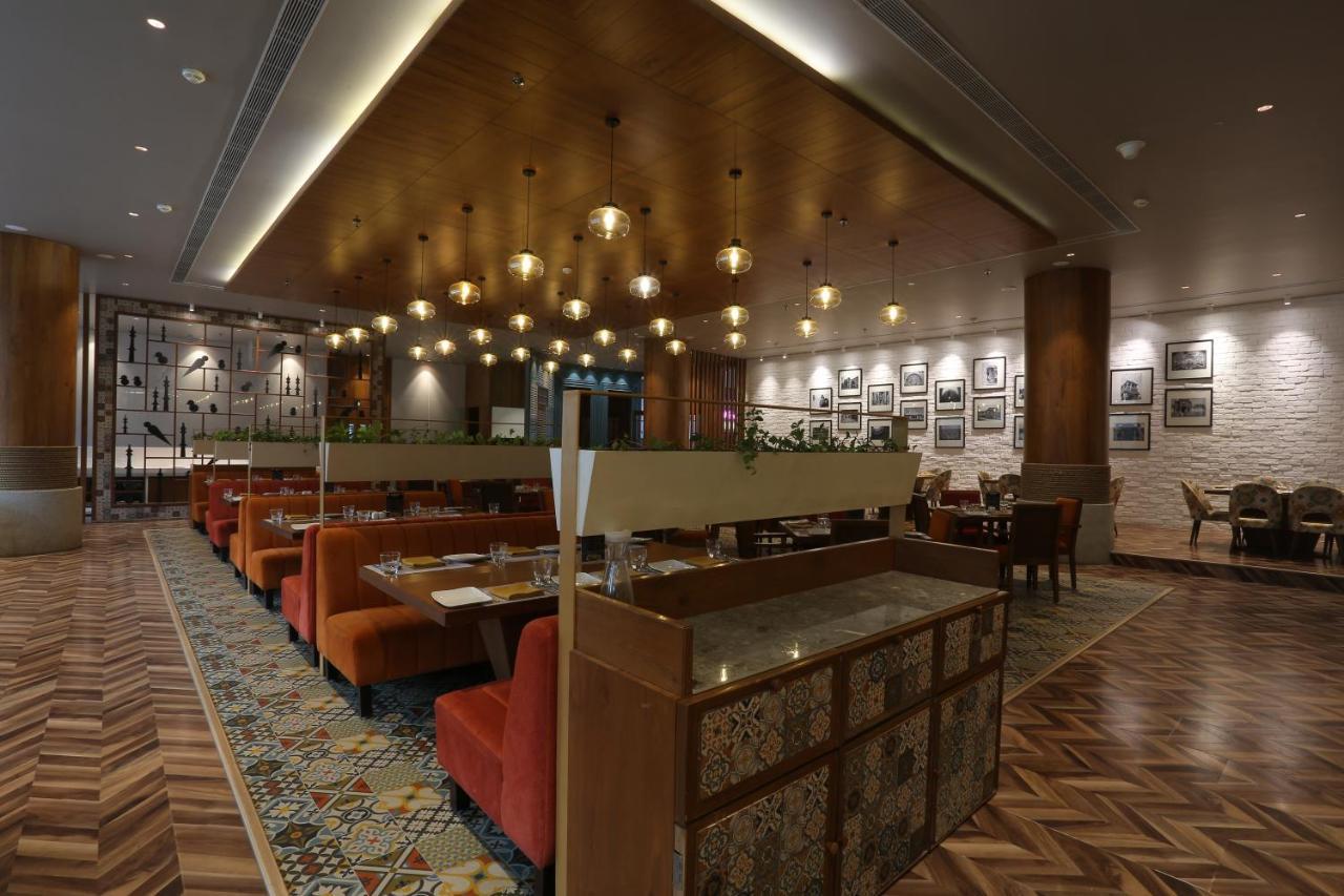 Ymca International Centre Hotel Ахмедабад Екстериор снимка